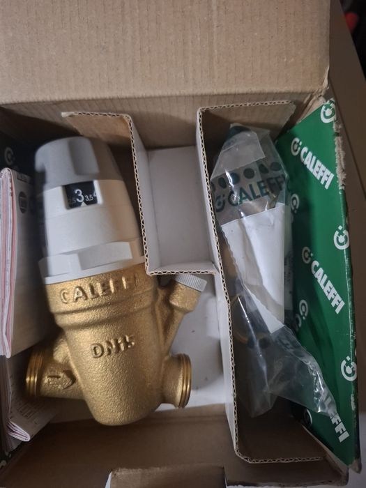 Caleffi regulator