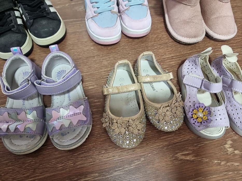 Цена за все Обув для девочек 22 размер Как новый Отличном состоянии Ту