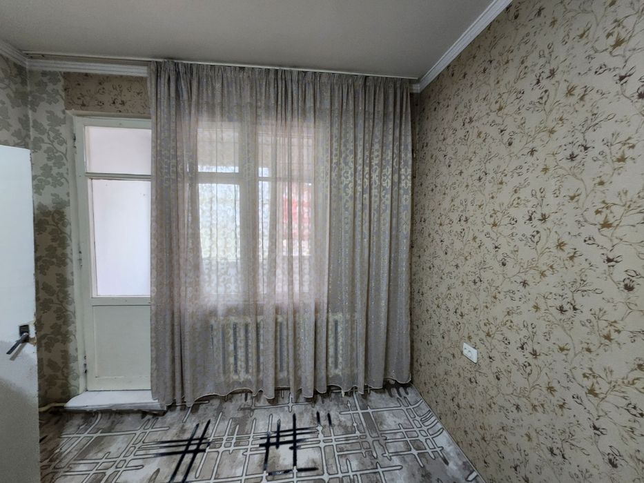 Срочно продаётся 2/4/4 квартира феруза эко базар зеркалка 53000