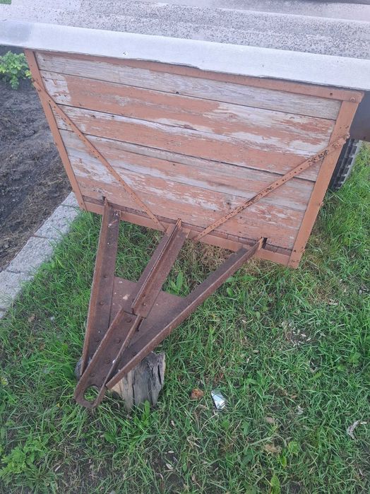 Прицеп продам средней состояние