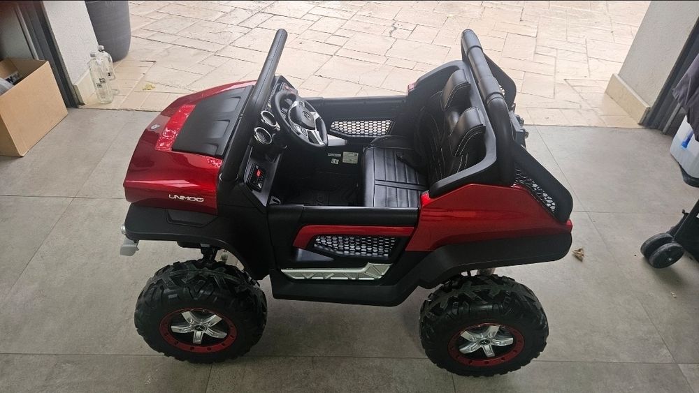 Masinuta Electrica Mercedes 4 X 4 cu telecomanda