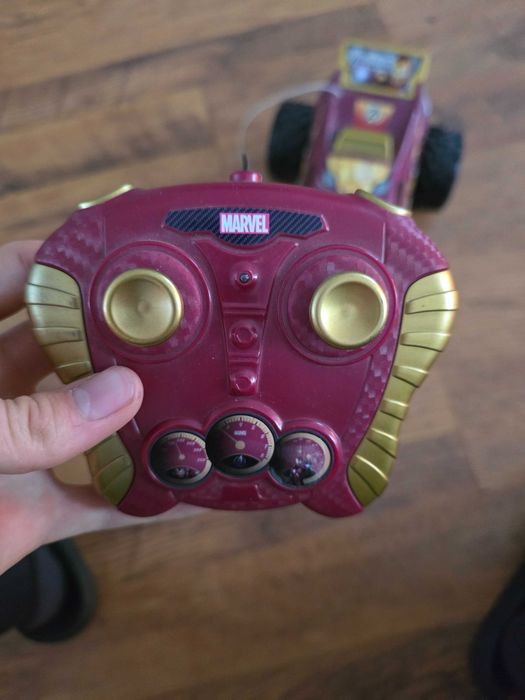 VAND URGENT!!!Masina Avengers