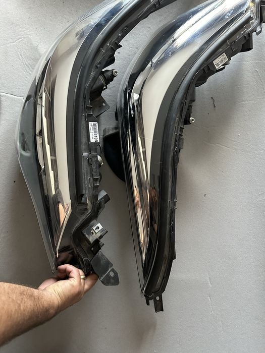 Faruri stânga dreapta fuul led toyota chr.81110-f4280-00.