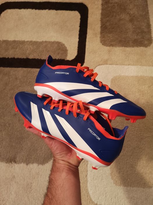 Vând ghete de fotbal Adidas PREDATOR in stare impecabilă