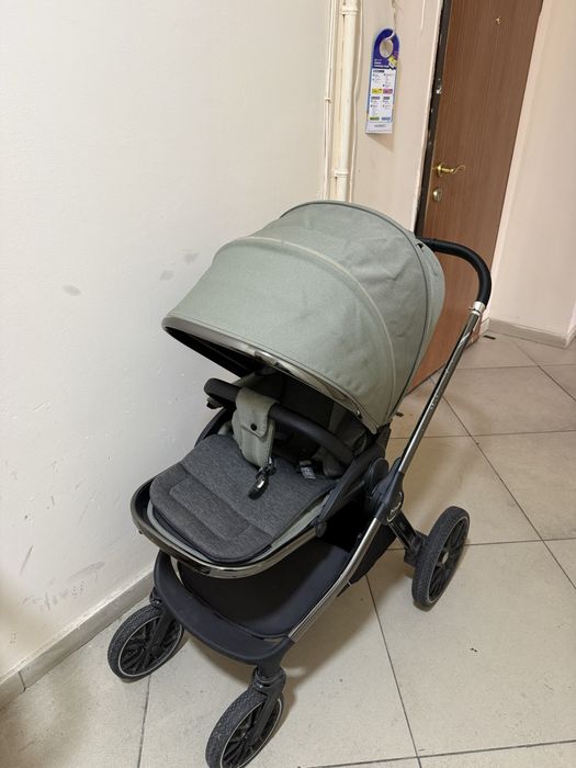 Продам детскую коляску