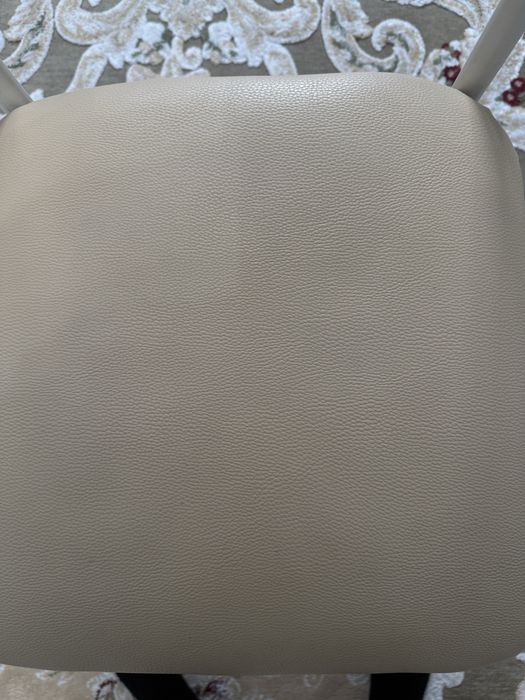 Продам стулья для кухни