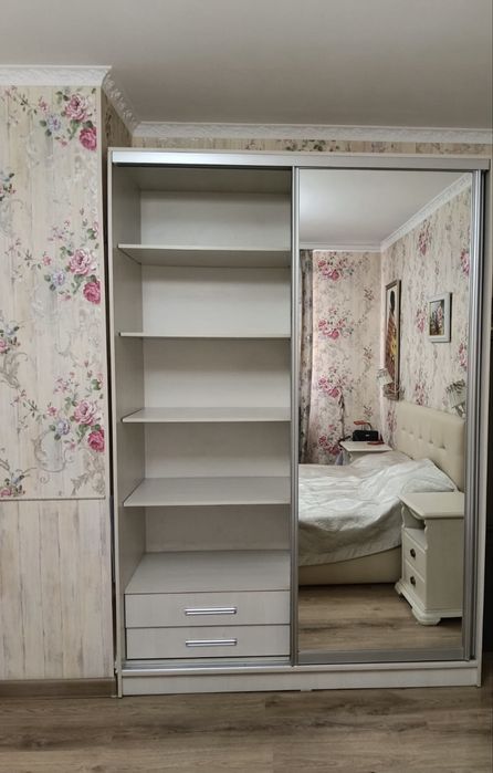 Гардеробный шкаф