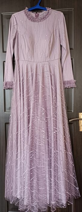 Нарядное платье новое