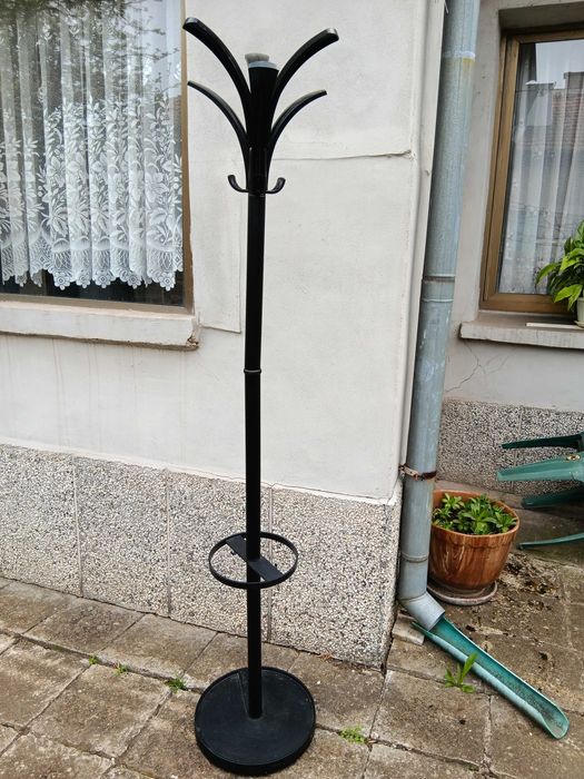 Закачалка за дрехи