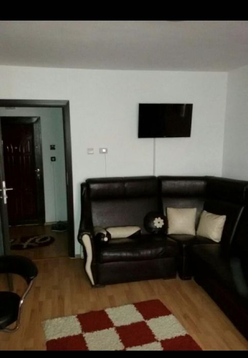 Garsoniera de închiriat
