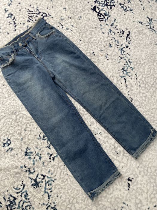 Все джинсы по 2000