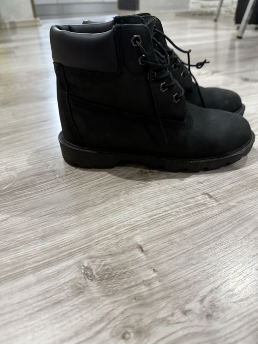 Vand bocanci timberland. Marinea 36.