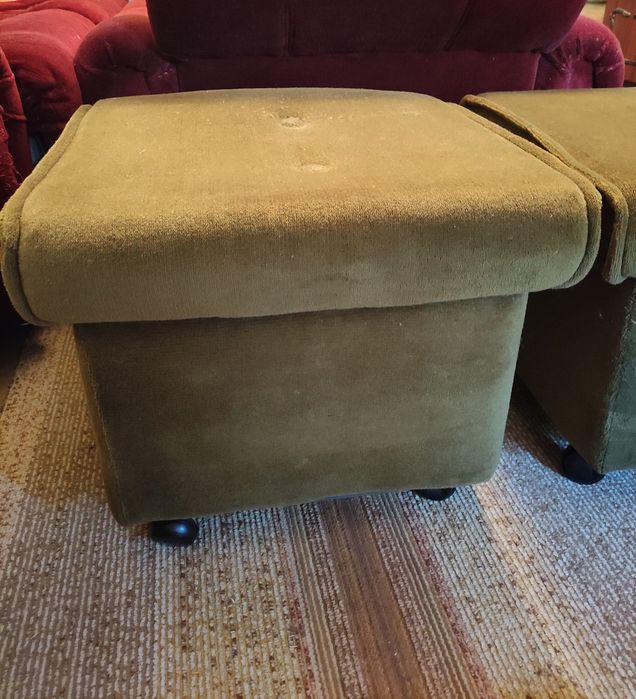 Табуретки два броя по