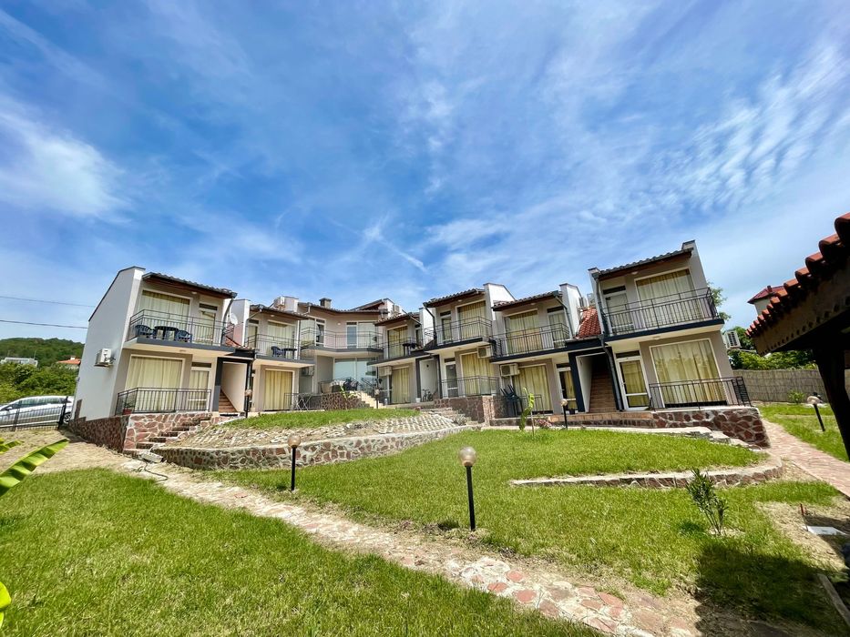 Продава се Хотел в Свети Влас - 452 кв.м за 841 €/кв.м - Снимка #4