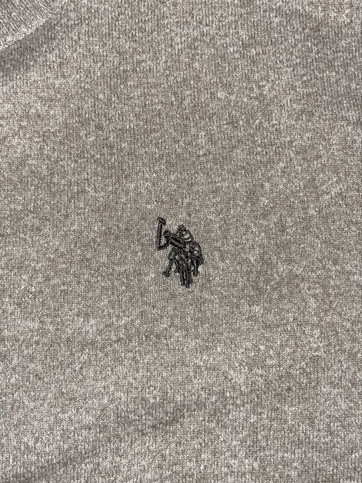 свитшот U.S. POLO ASSN., размер L–XL.