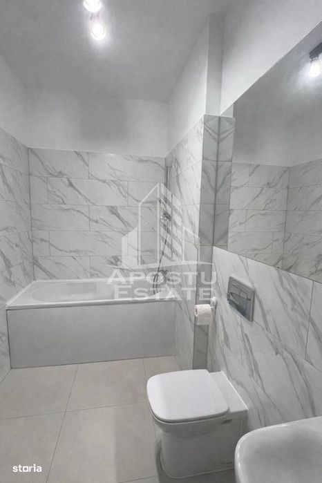 Apartament 3 camere de vanzare, 63 mp utili, Ared Afi