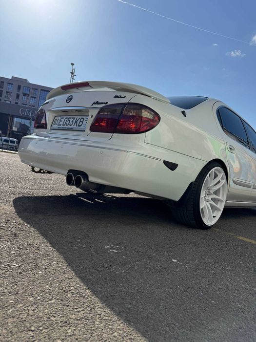 продаю Nissan maxima a33