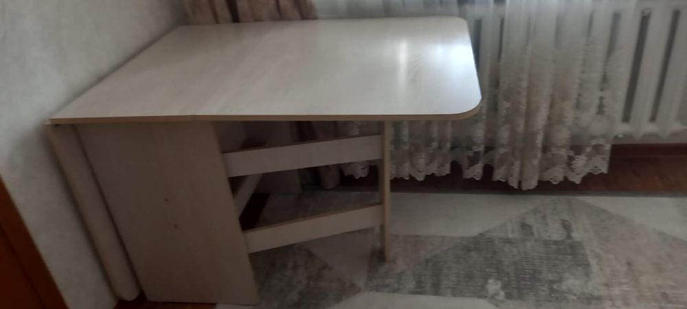 Продам стол складной
