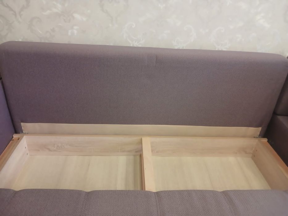 Продам диван в хорошем состоянии