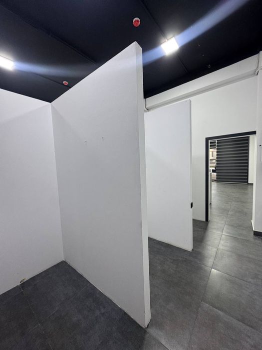 БЦ! Аренда под:Офис,Магазин,Бутик,Кафе и т.д. У дороги Ор: Бадамзар