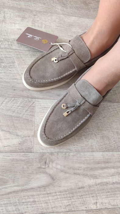 Лоферы  замшевые новые