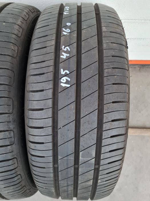 Летни гуми 2 броя GOODYEAR EficientGrip 195 45 R16 дот 1120