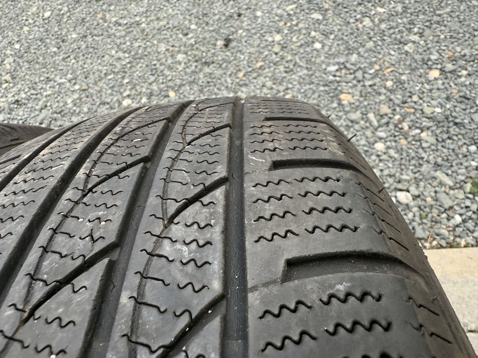 2бр. Зимни Гуми 215/60R/17 -ROTALLA- DOT:1918- 5.2мм.