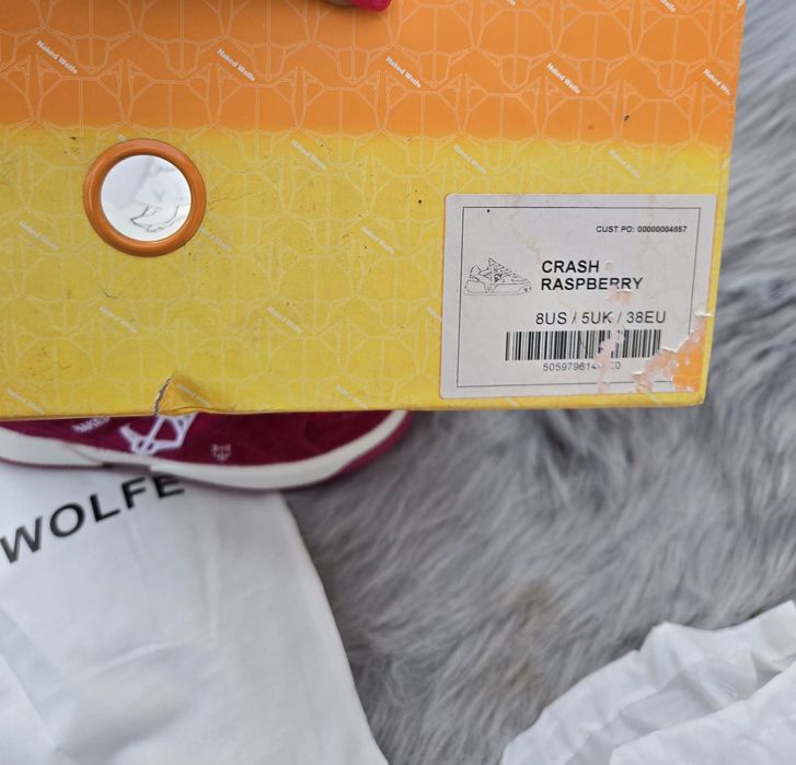 Naked Wolf оригинални дамски сникърси естествена кожа велур нови