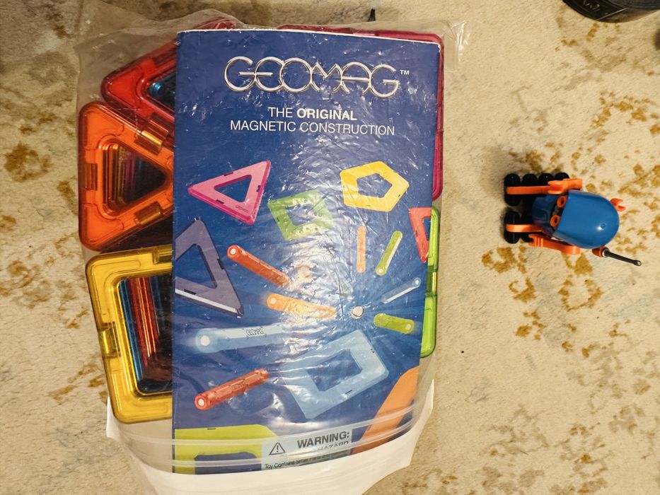 Geomag piese diverse patrate si triunghiuri