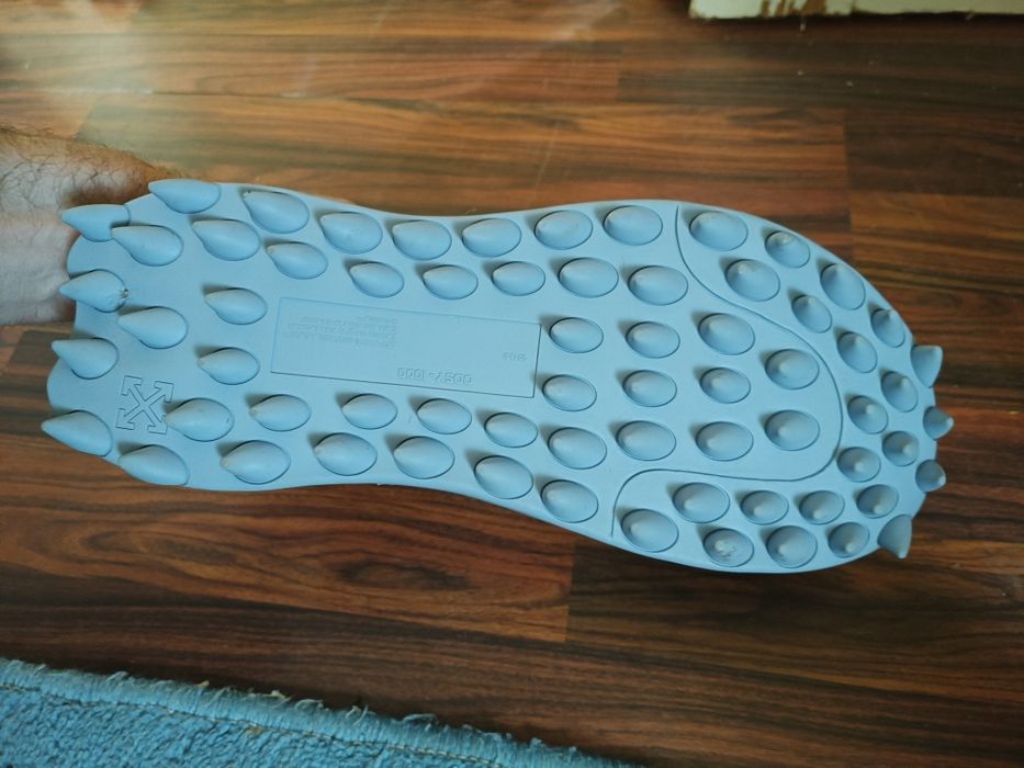 Adidași Originali Off white Nr 42