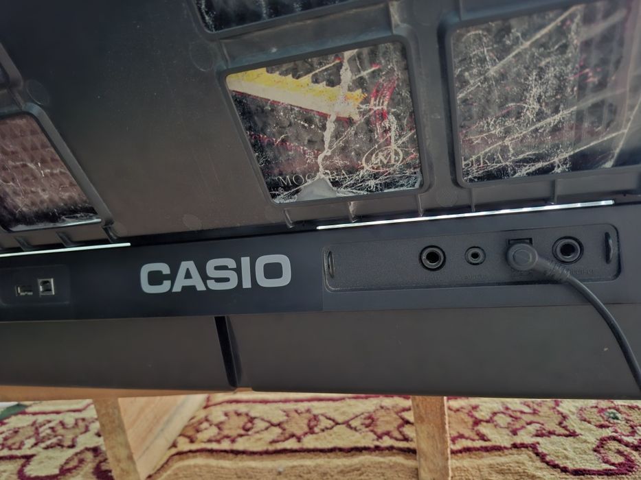 Синтезатор саsio  CT-X800