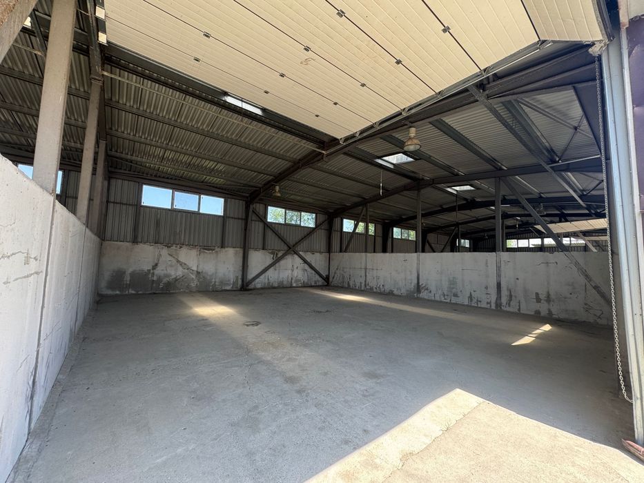 Vând/Închiriez Spații comerciale/Depozite/Hale/Afacere/Fabrică de nutrețuri