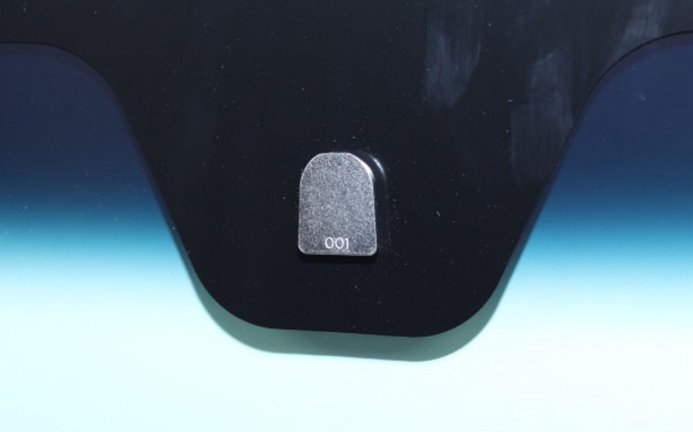 Предно стъкло Dodge Challenger 2008-2014