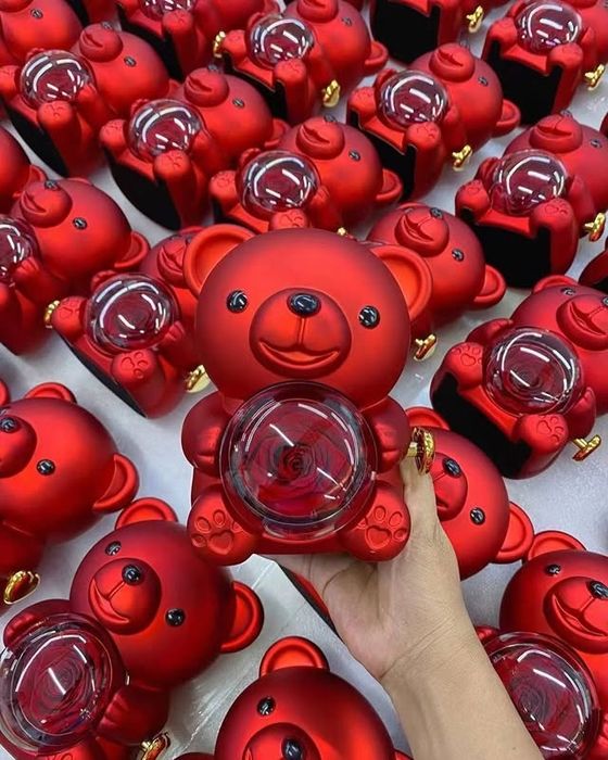 Мишка-шкатулка с розой в колбе