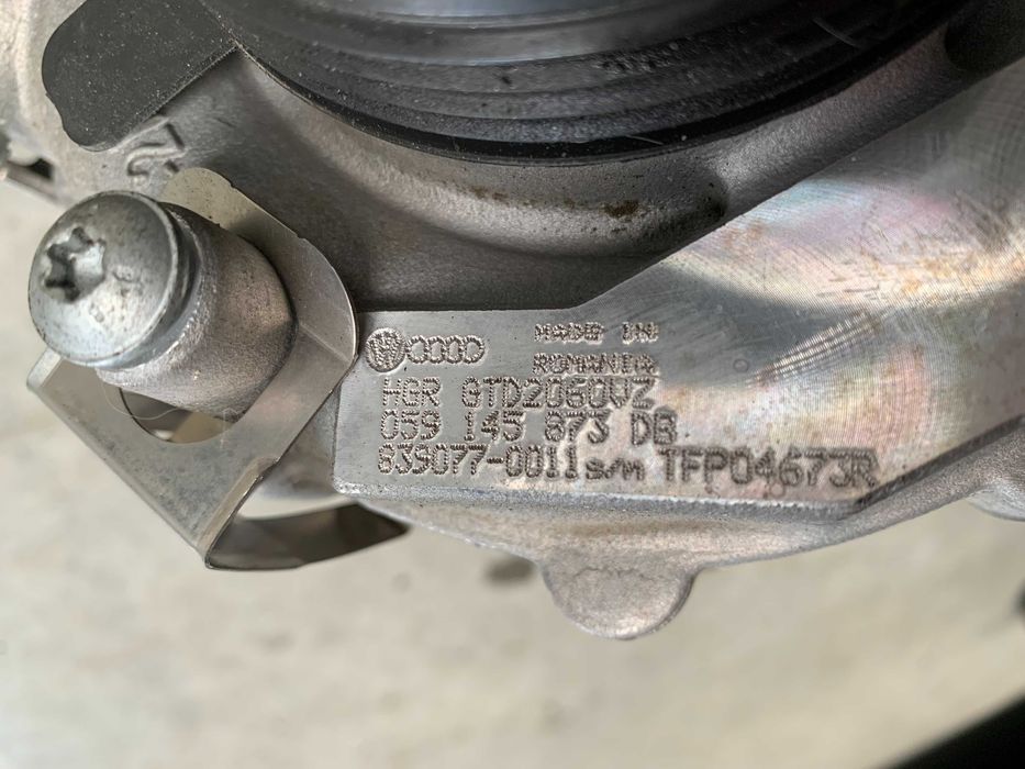 turbina Audi 3.0 TDI CRT 272 cp cod 059145873DB