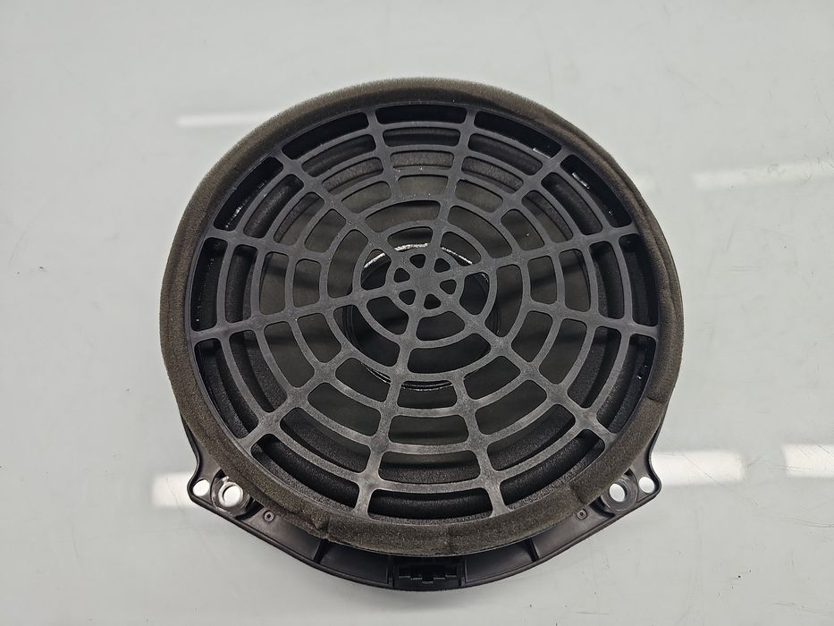 Boxa dreapta fata AUDI A6 (4G2, C7) [Fabr 2012-2017] 4G2035415