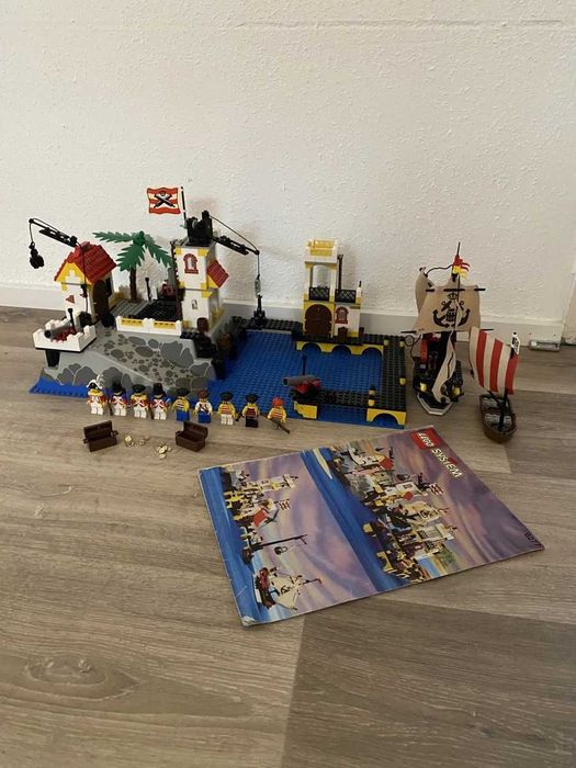 Продавам лего/lego пирати 6277-Имперски търговски пост