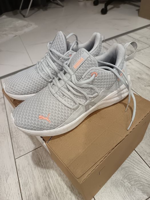 Дамски маратонки Puma сиви