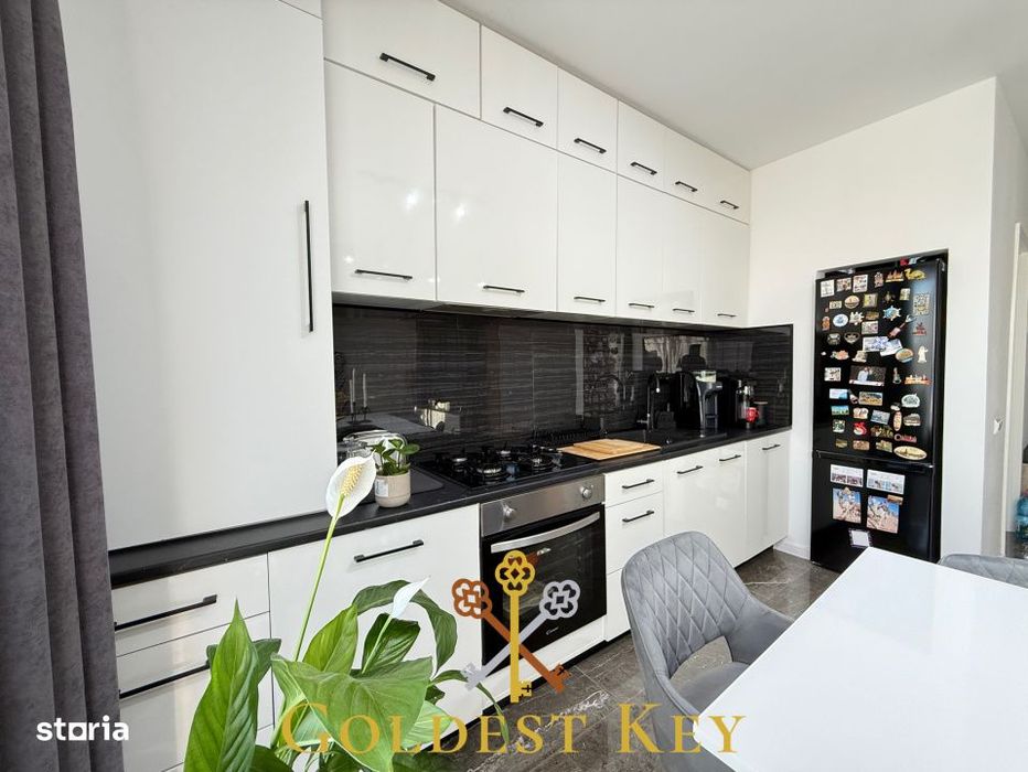 NOU - Apartament generos cu 2 camere, balcon, debara si parcare