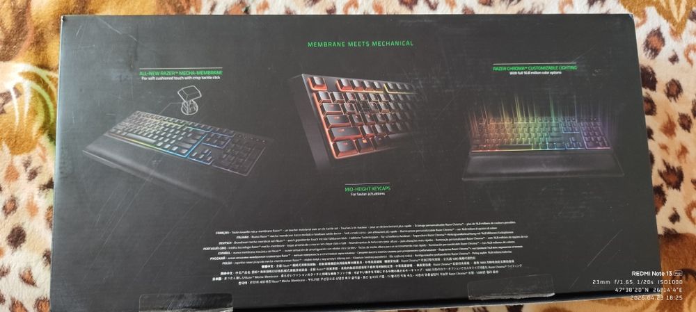 Tastatură mecanizată Razer Ornata Chroma