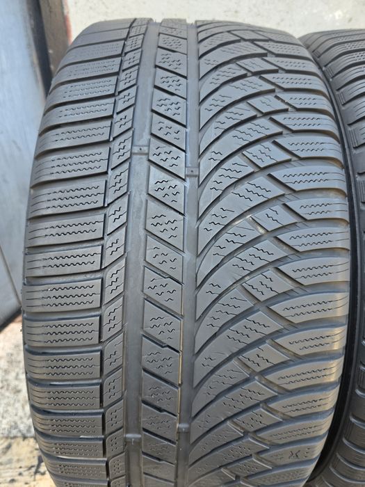 Vand două anvelope de iarna kumho  245 35 20 dot 2723