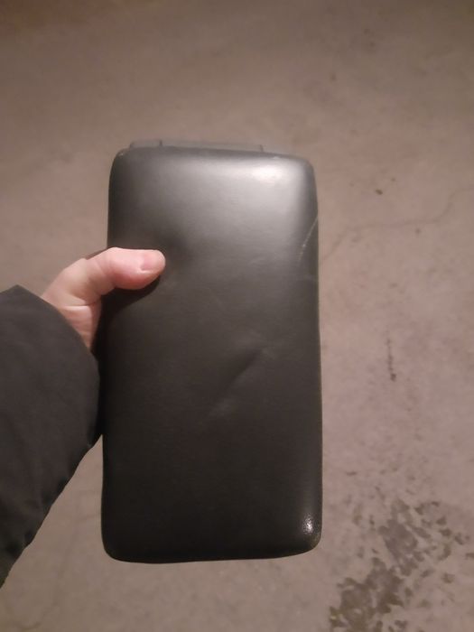 Налакътник за Алфа