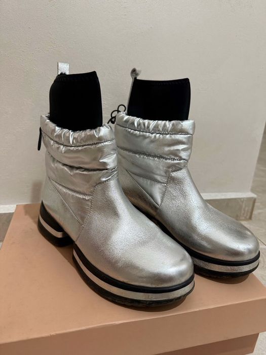 Дамски боти Bianki и два чифта маратонки Nike