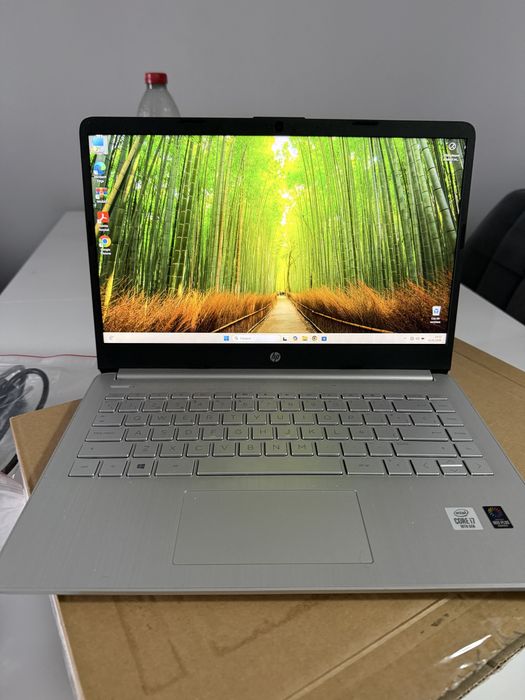 Laptop HP 14s i7-1065G7 - 512/8GB - Nou