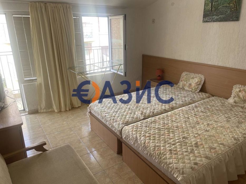 Продава се Тристаен апартамент в Свети Влас - 144 кв.м за 422 €/кв.м - Снимка #5