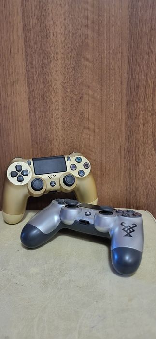 Playstation 4pro GOD OF WAR edition  1TB