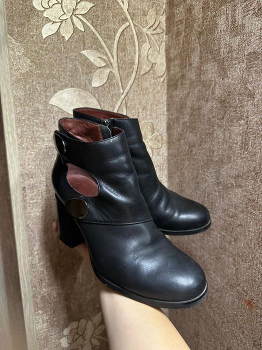 Ботинки женские осень