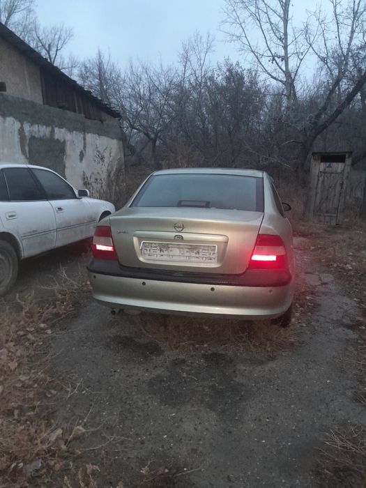 Опель вектра обмен цена1,4тг, автомат