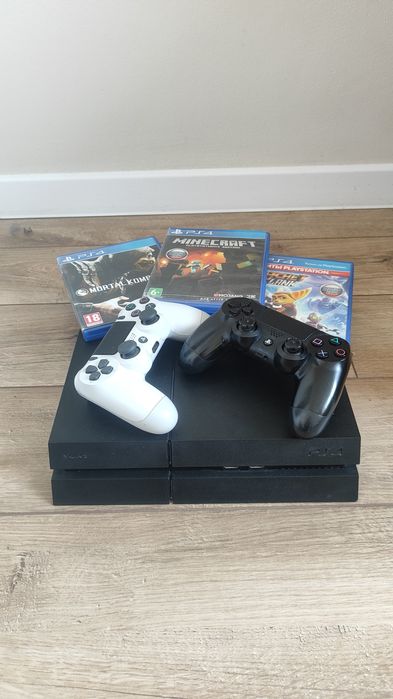 Sony Playstation 4 (ps4)