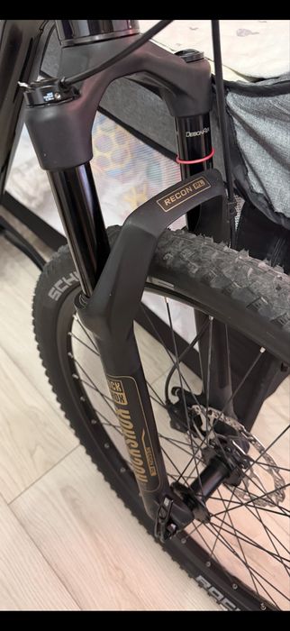 RockShox Recon RL DebonAir 29” Boost – Remote Lockout – Stare excelentă